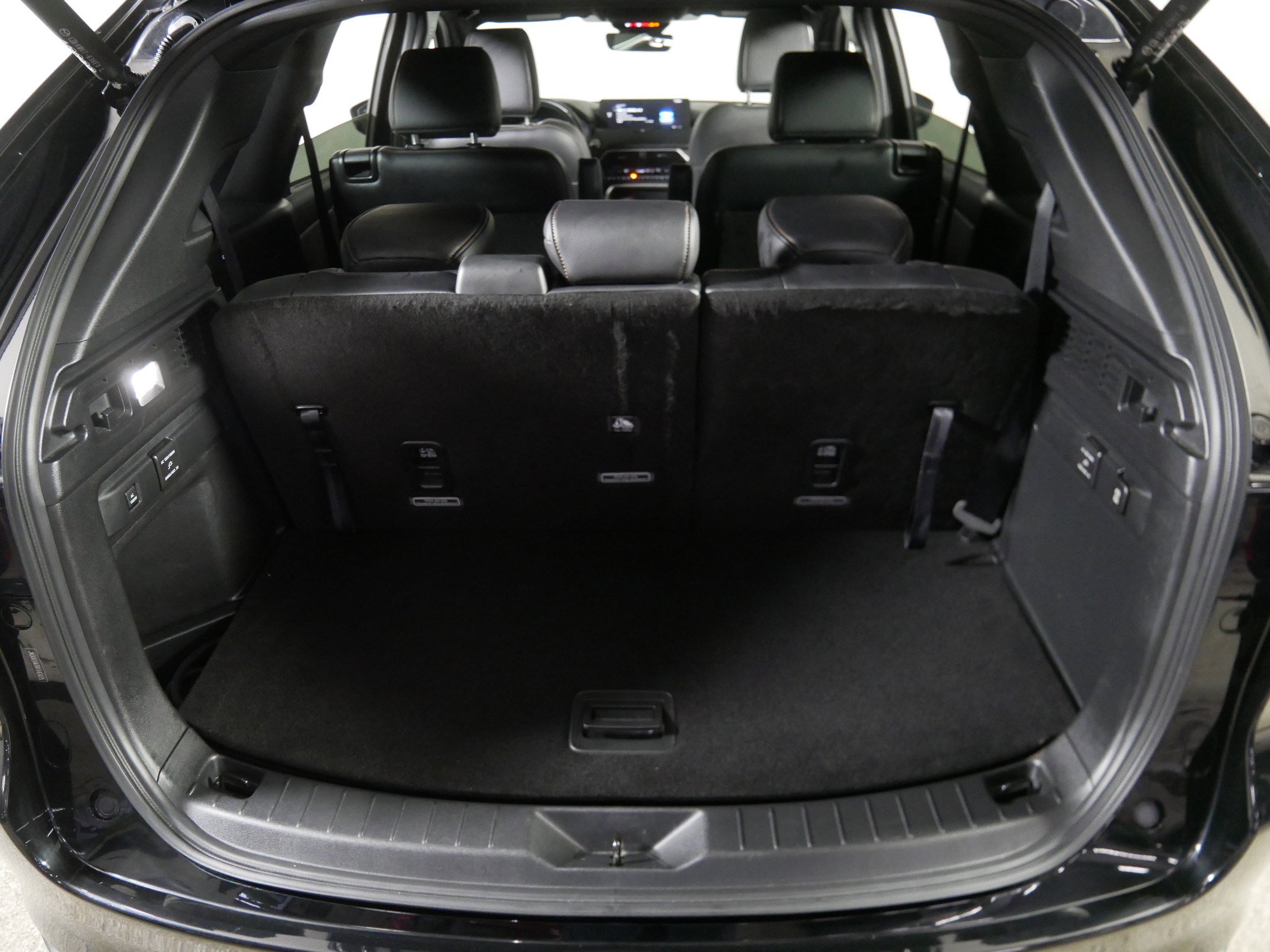 2024 Mazda CX-90 Premium Plus photo 16