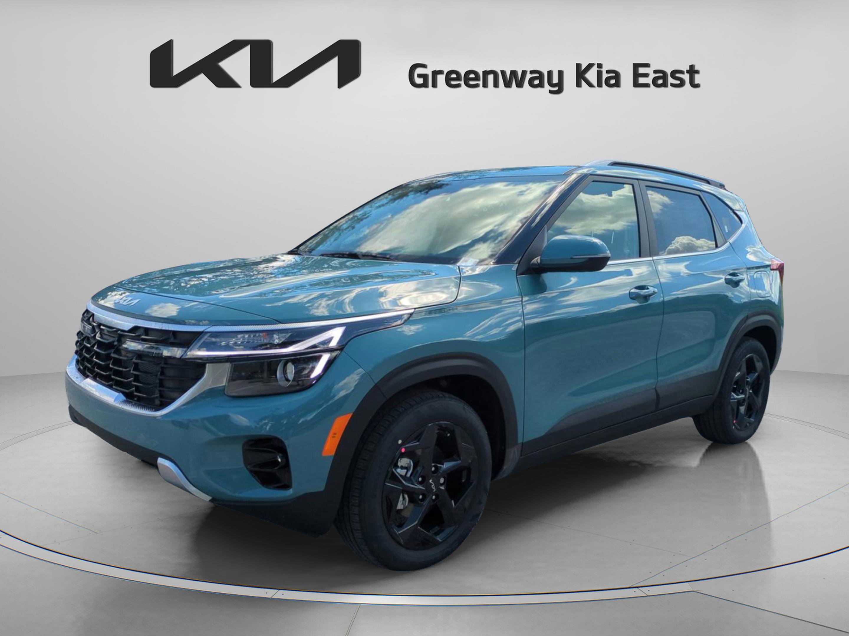 2026 Kia Seltos EX photo 3