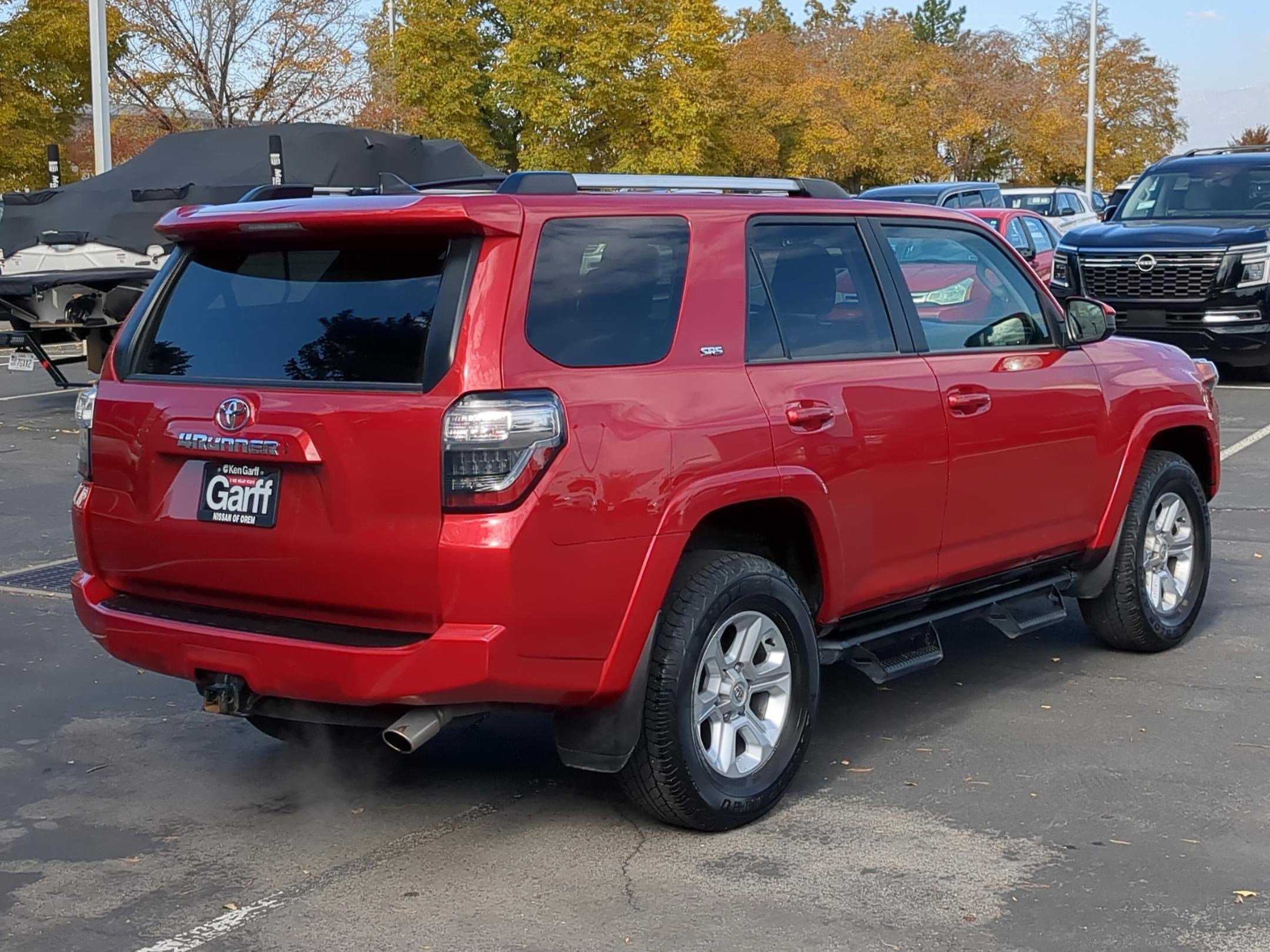 2022 Toyota 4Runner SR5 photo 3