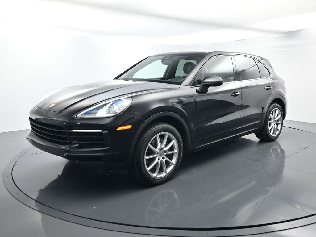 2019 Porsche Cayenne Base's photo