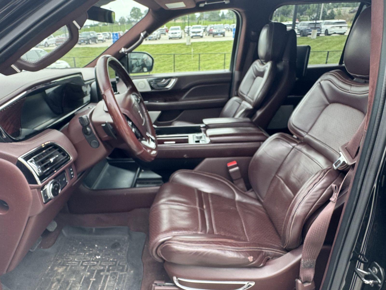 2018 Lincoln Navigator Black Label photo 5