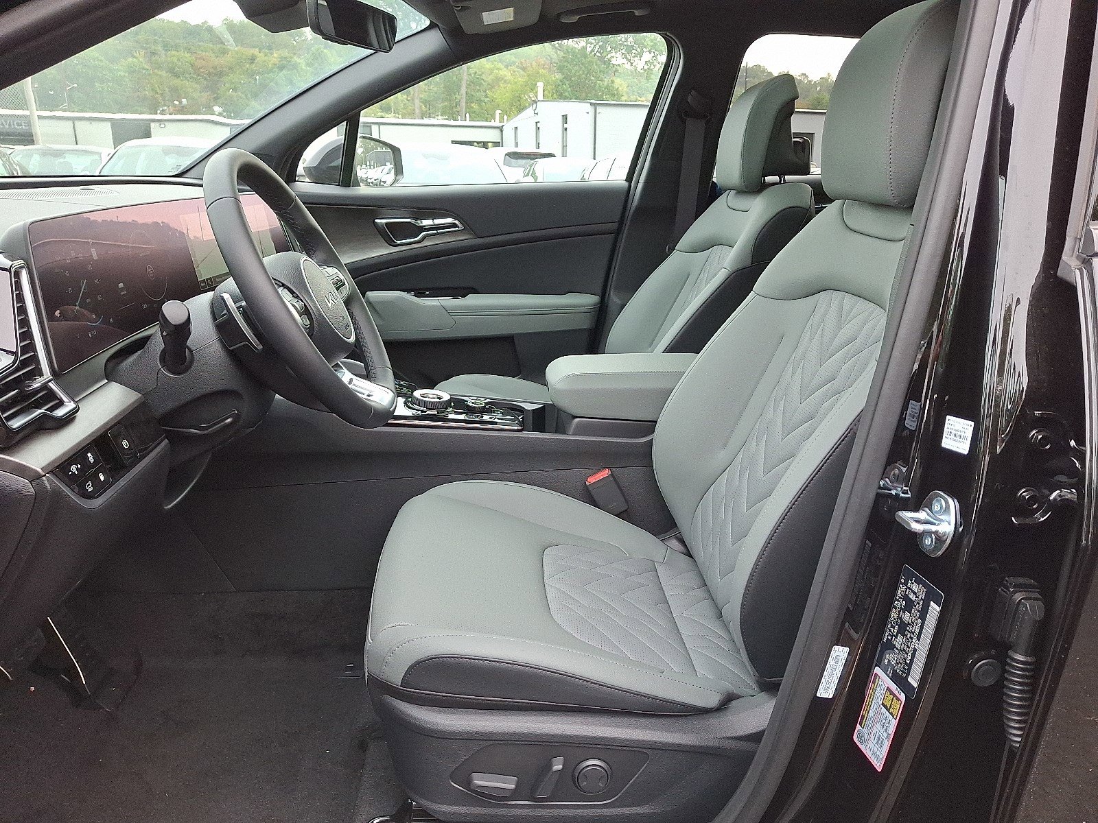 2025 Kia Sportage Plug-In Hybrid X-Line Prestige photo 4