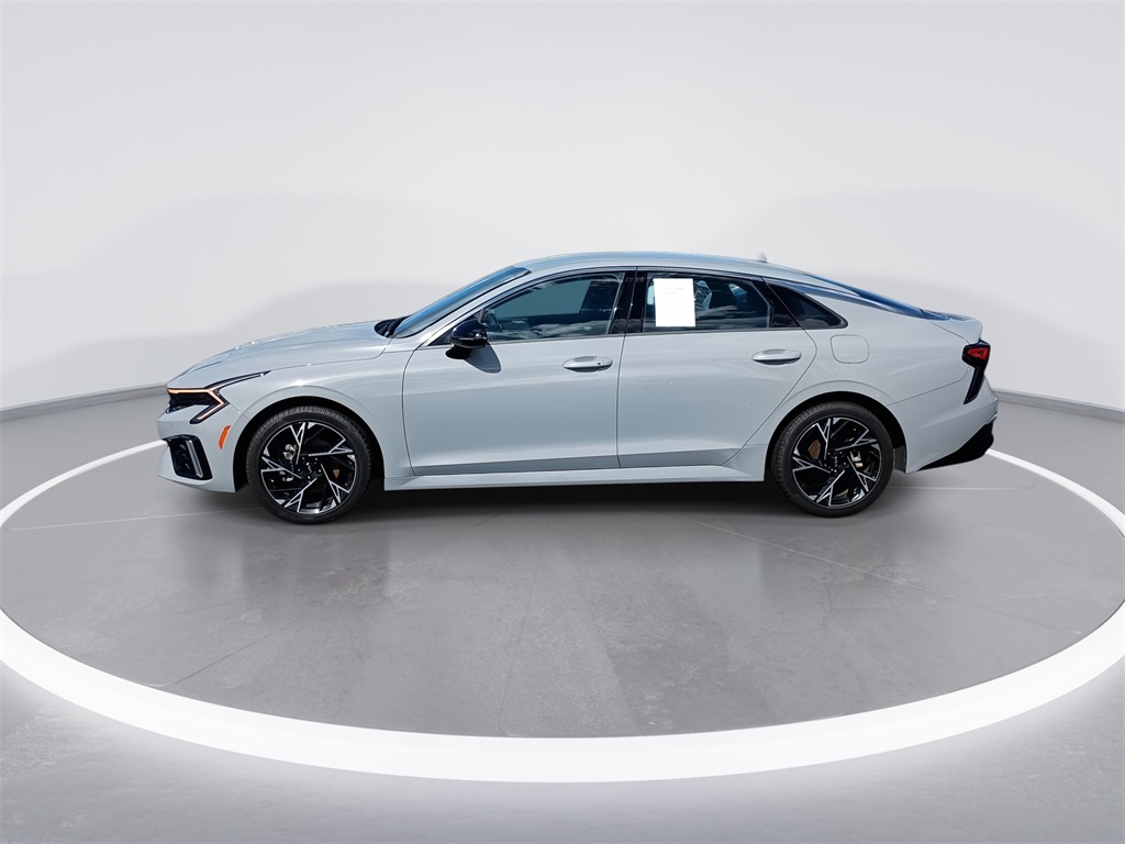 2025 Kia K5 GT-Line photo 5