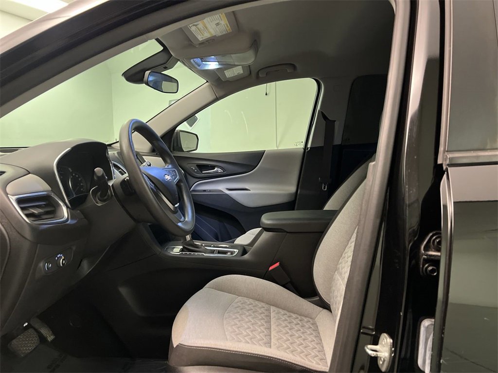 2022 Chevrolet Equinox LS photo 10