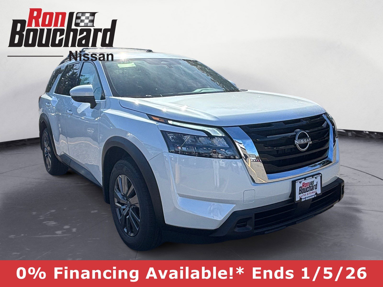 2025 Nissan Pathfinder SV's photo