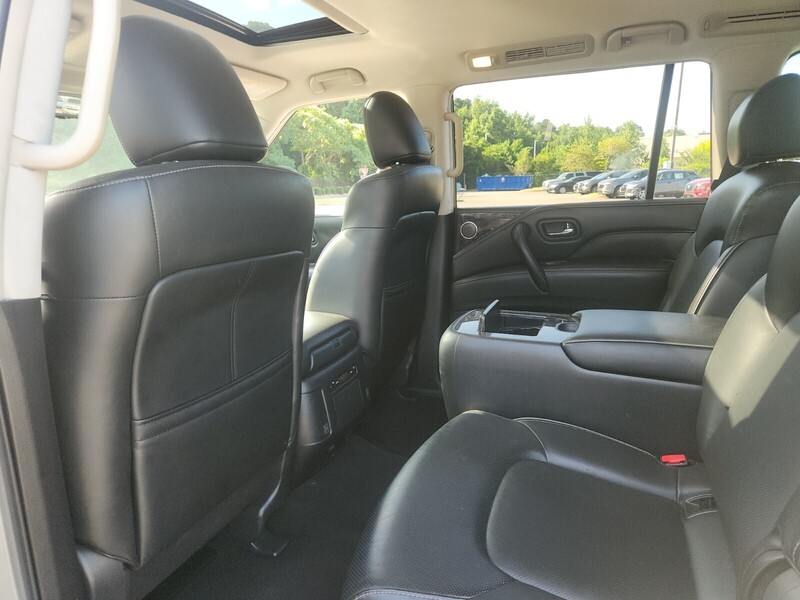2021 Infiniti QX80 Luxe photo 13