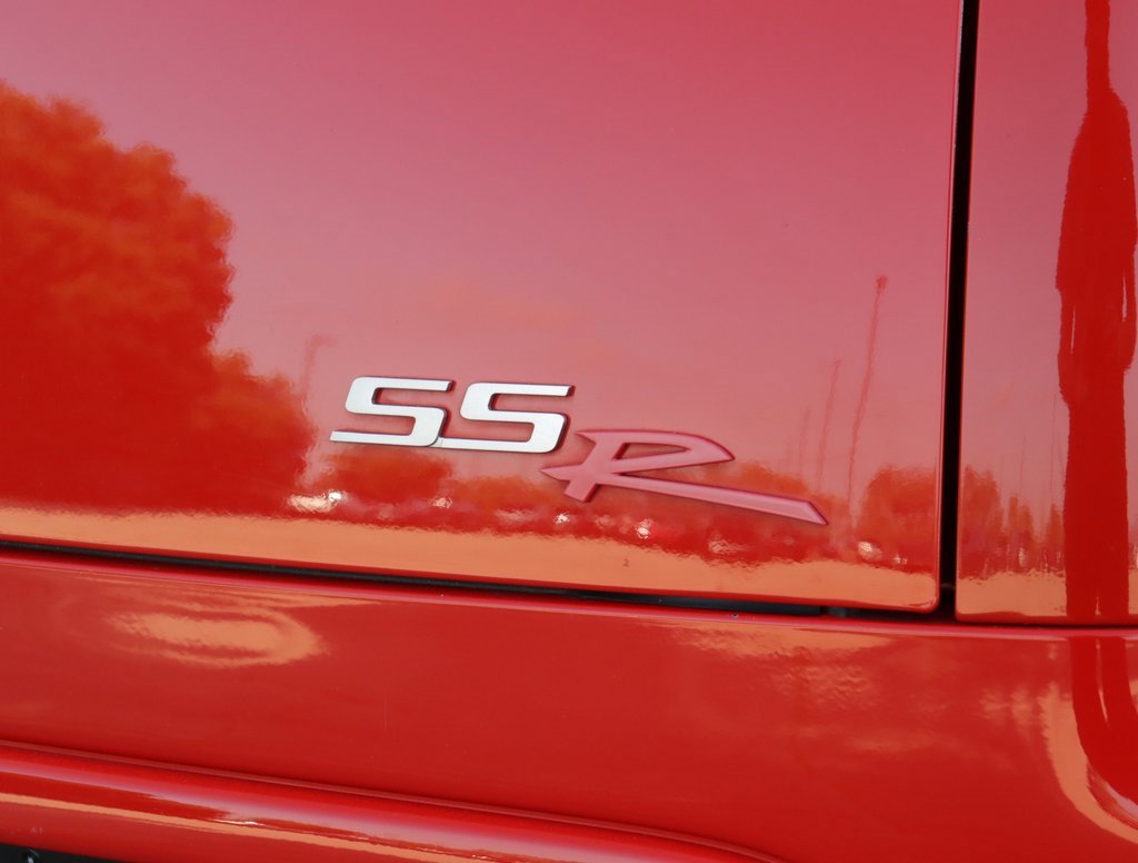 2005 Chevrolet SSR Base photo 27