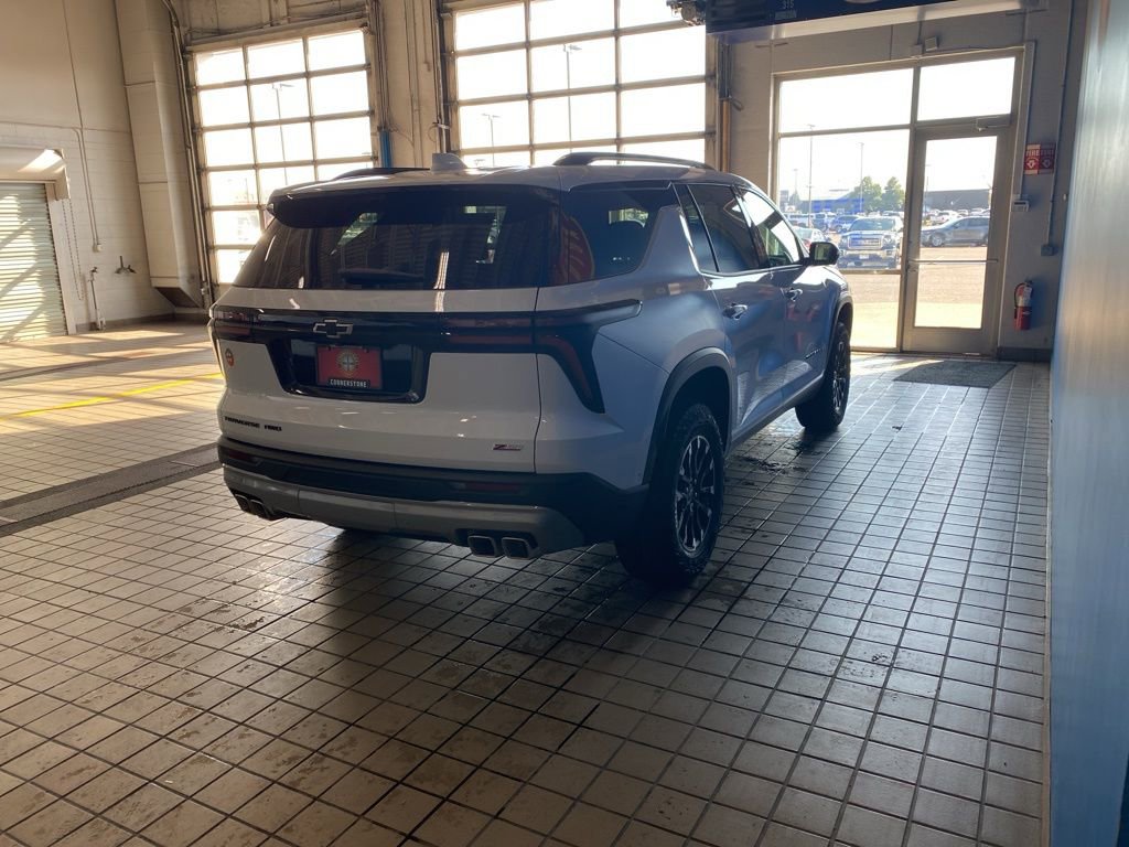 2026 Chevrolet Traverse Z71 photo 13