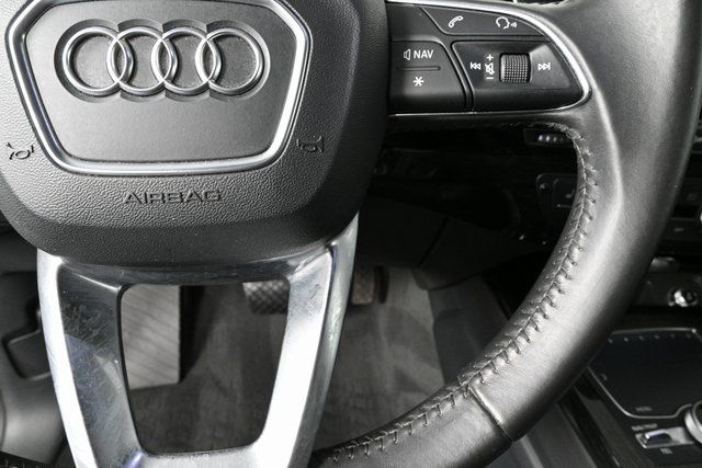 2017 Audi Q7 3.0T Premium Plus photo 11
