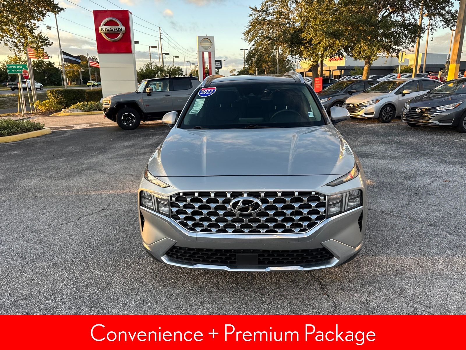 2022 Hyundai Santa Fe SEL Premium photo 2
