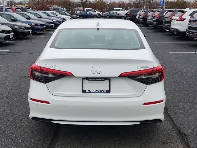 2023 Honda Civic Touring photo 3