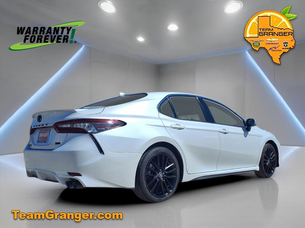 2021 Toyota Camry XSE photo 2