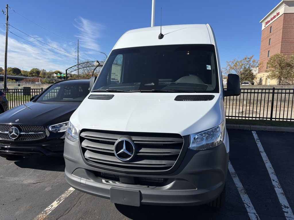 2026 Mercedes-Benz Sprinter Cargo Van Base's photo