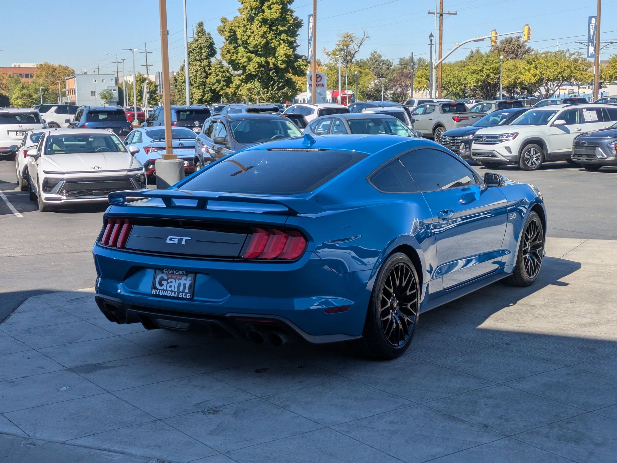 2020 Ford Mustang GT Premium photo 3