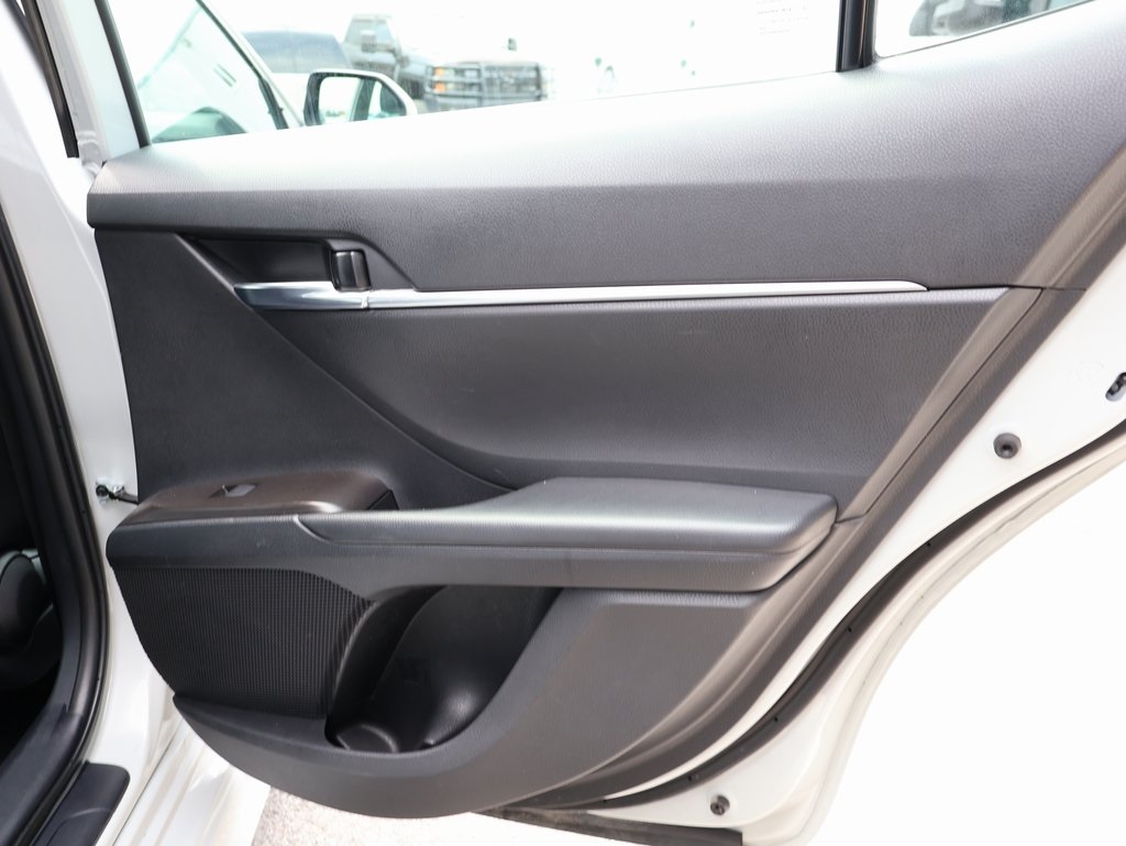 2024 Toyota Camry SE photo 11