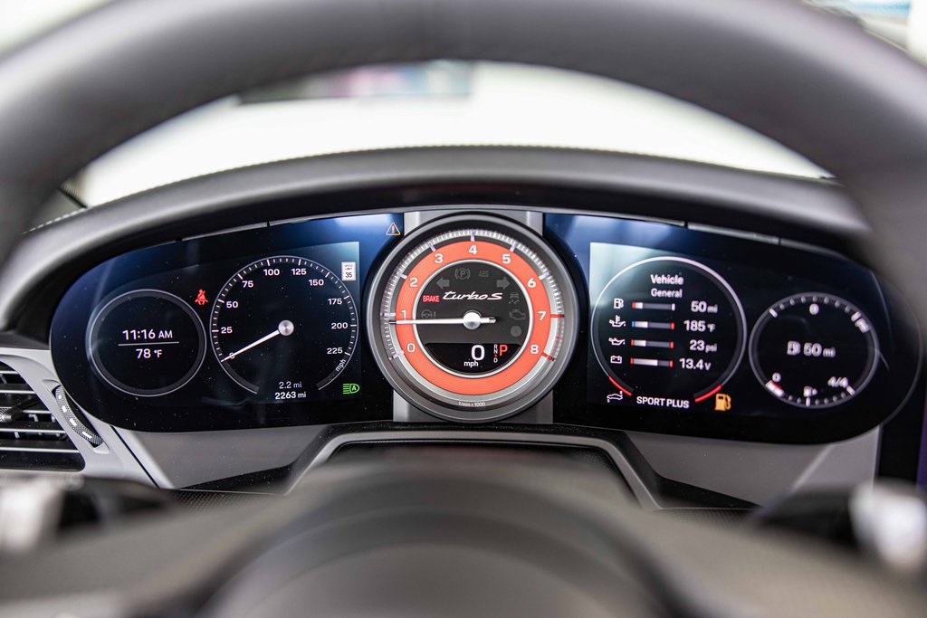 2025 PORSCHE 911 - Image 24