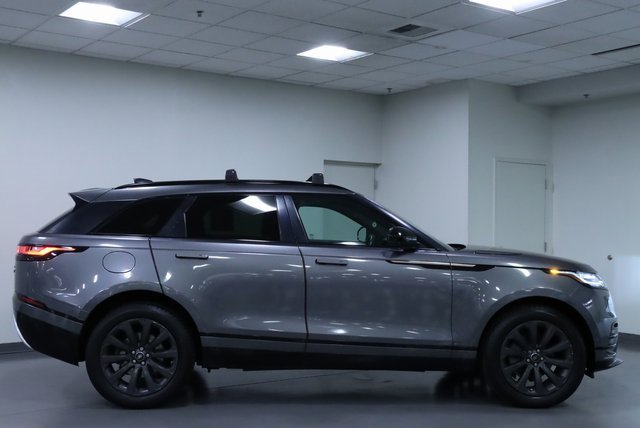 2018 Land Rover Range Rover Velar R-Dynamic SE photo 12