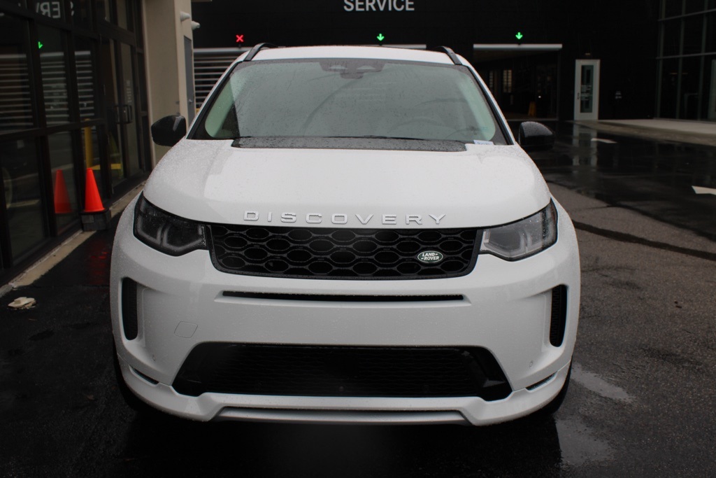 2025 Land Rover Discovery Sport S photo 2