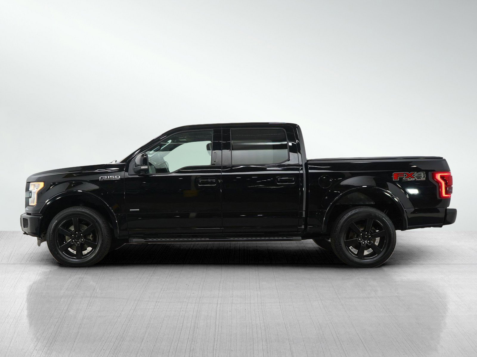 Used 2016 Ford F-150 Lariat with VIN 1FTEW1EGXGFD18621 for sale in Burnsville, Minnesota