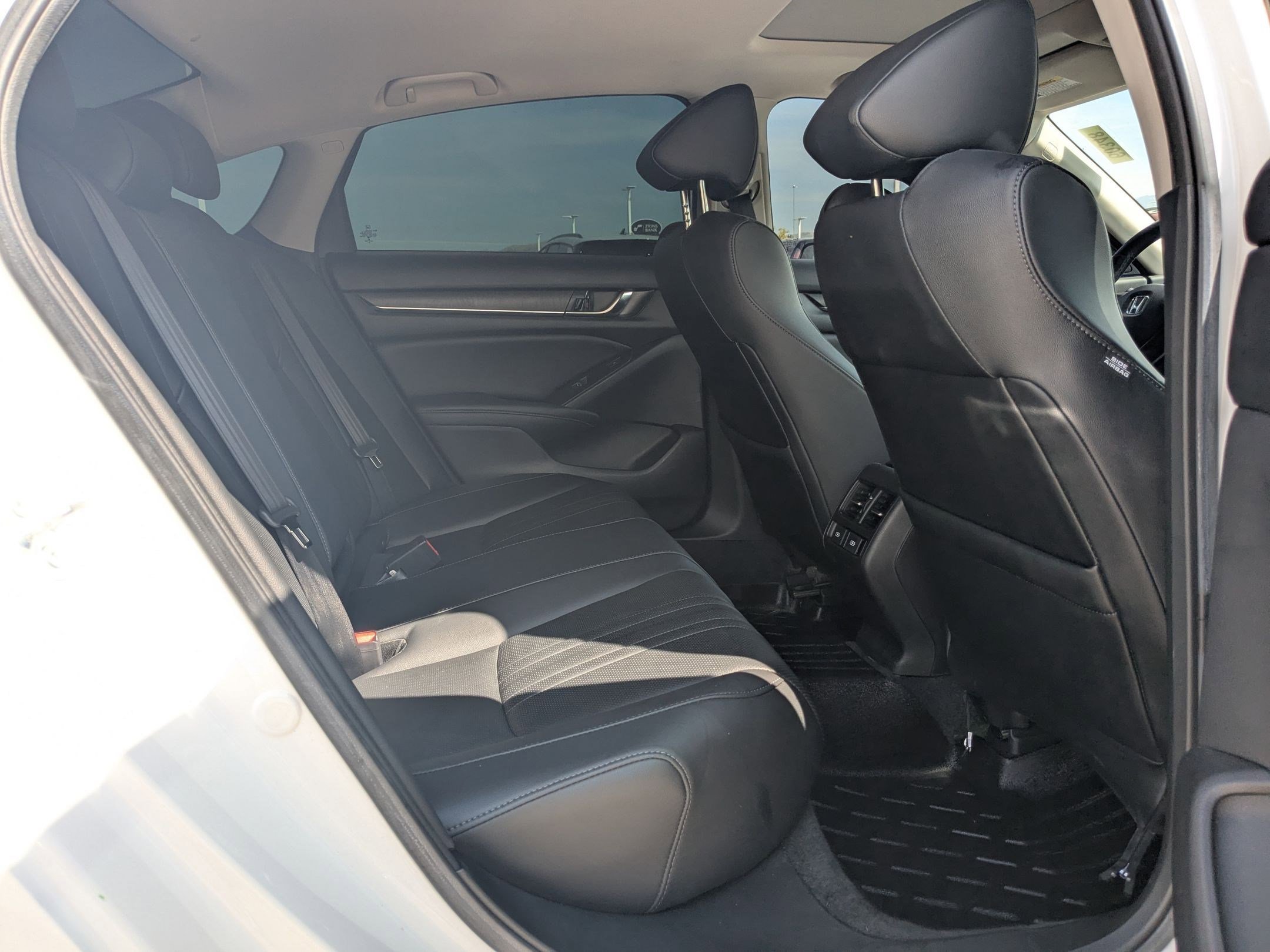 2021 Honda Accord Hybrid Touring photo 23