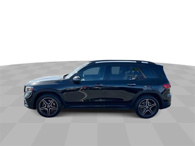 2023 Mercedes Benz GLB 250 photo 5