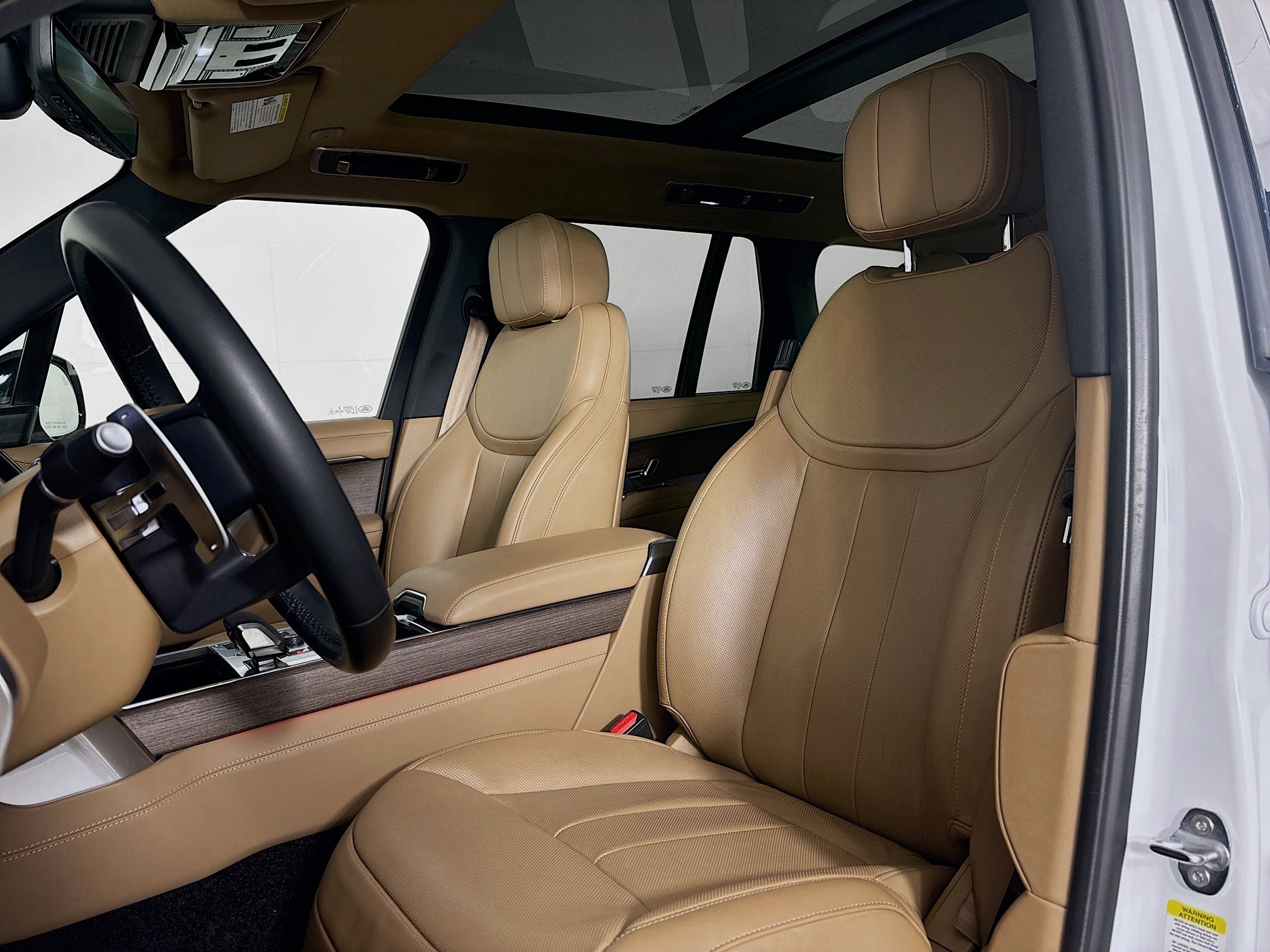 2023 Land Rover Range Rover SE photo 20