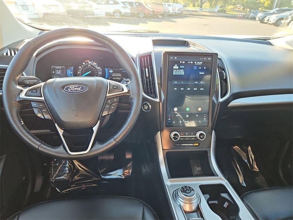 2024 Ford Edge SEL photo 22