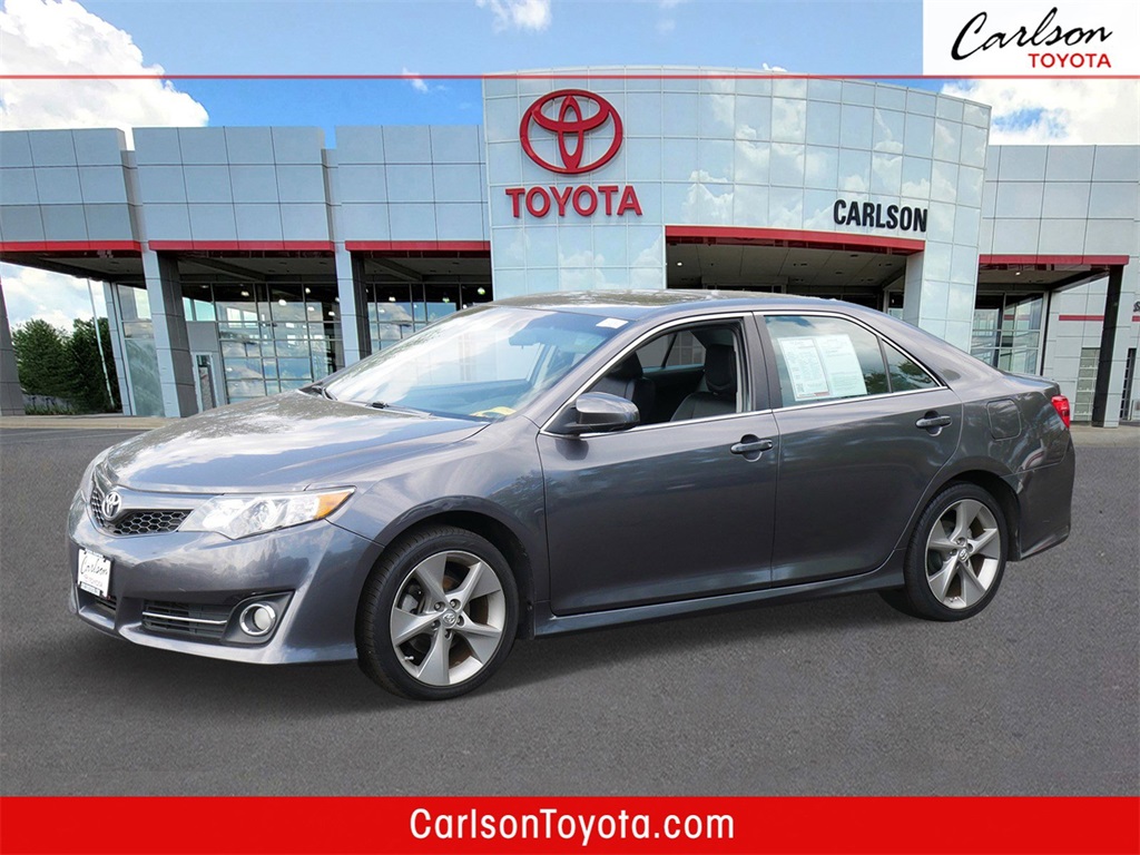2014 Toyota Camry SE