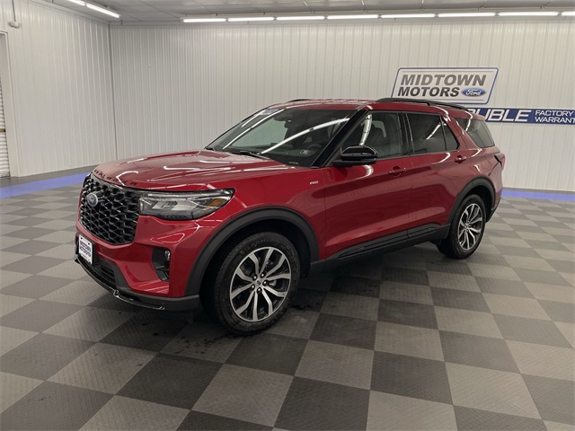 2026 Ford Explorer ST-LINE's photo