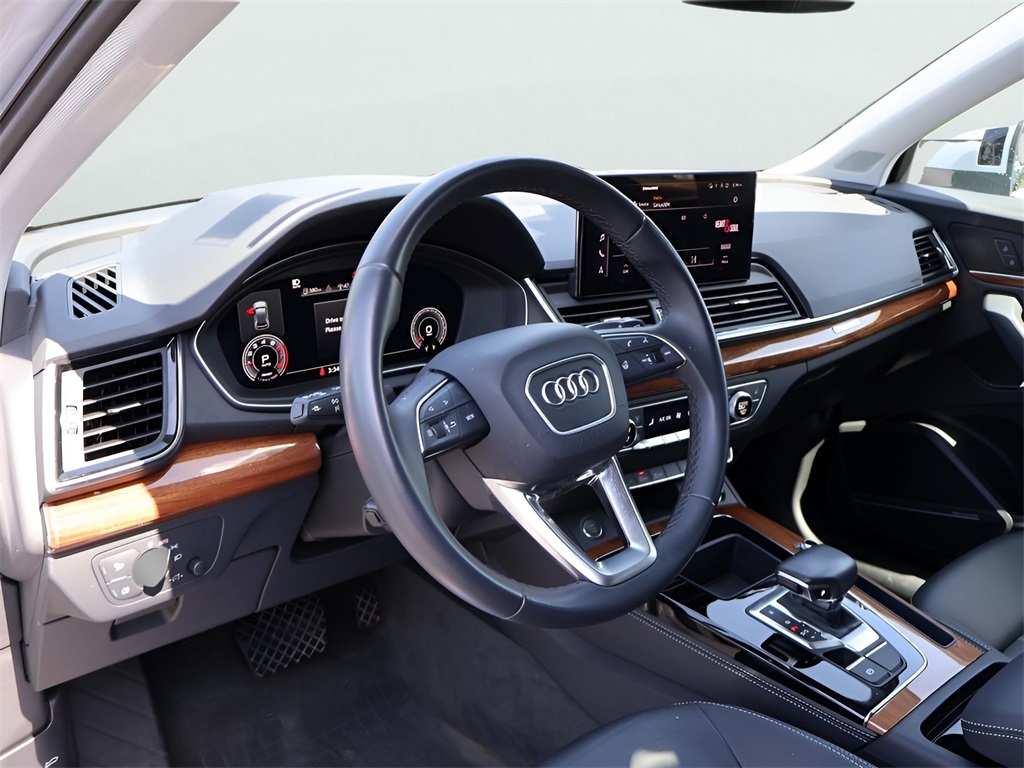 2023 Audi Q5 40 Premium Plus photo 17