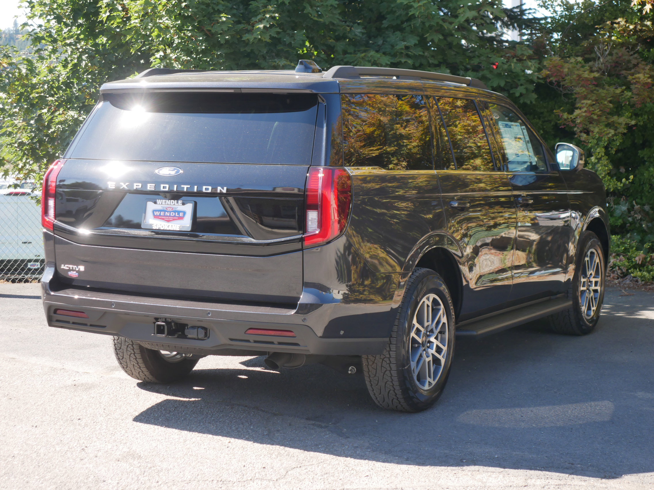 2025 Ford Expedition photo 25