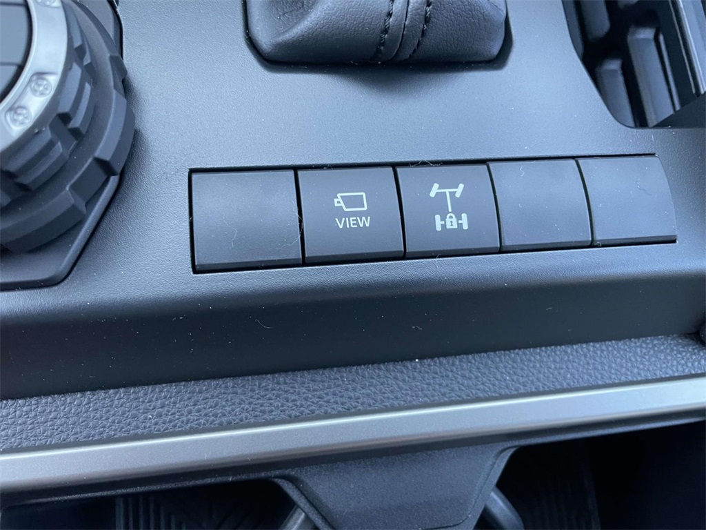 2025 Toyota 4Runner TRD Off-Road Premium photo 29