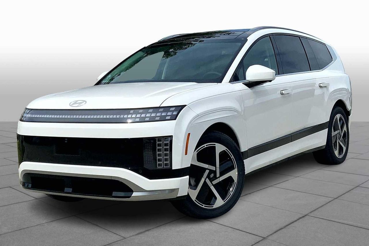 2026 Hyundai IONIQ 9 Performance Calligraphy's photo