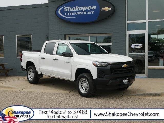 New 2024 Chevrolet Colorado WT Crew Cab in Shakopee #C3133A