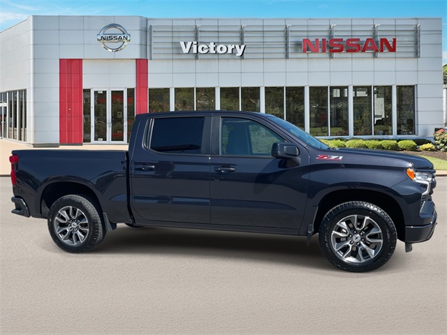 2023 Chevrolet Silverado 1500 RST photo 2