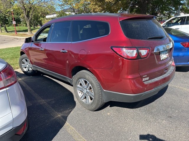 2016 Chevrolet Traverse 1LT photo 4