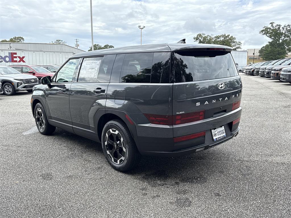 2026 Hyundai Santa Fe SE photo 3
