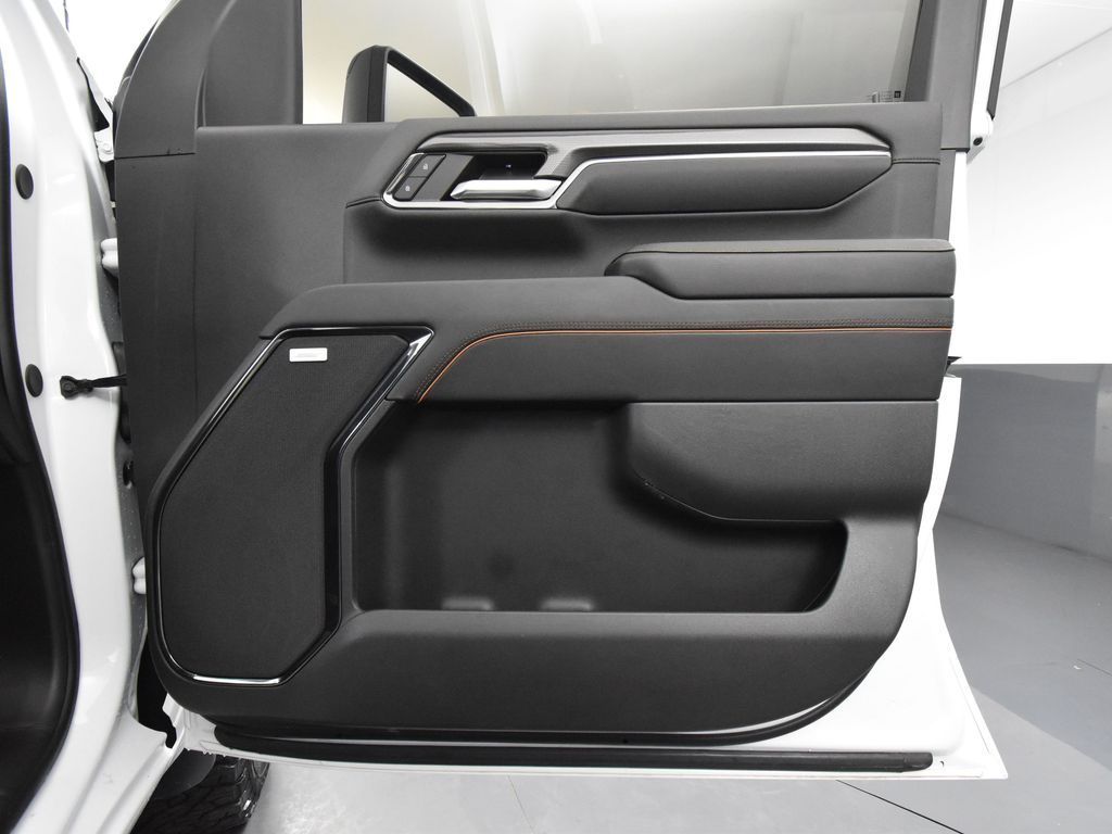2024 Gmc Sierra HD AT4 photo 37
