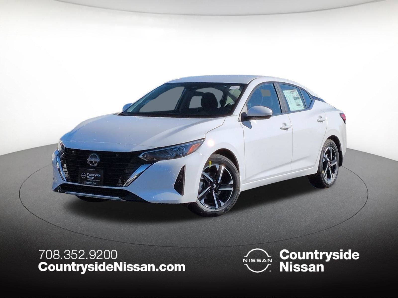 2025 Nissan Sentra SV's photo