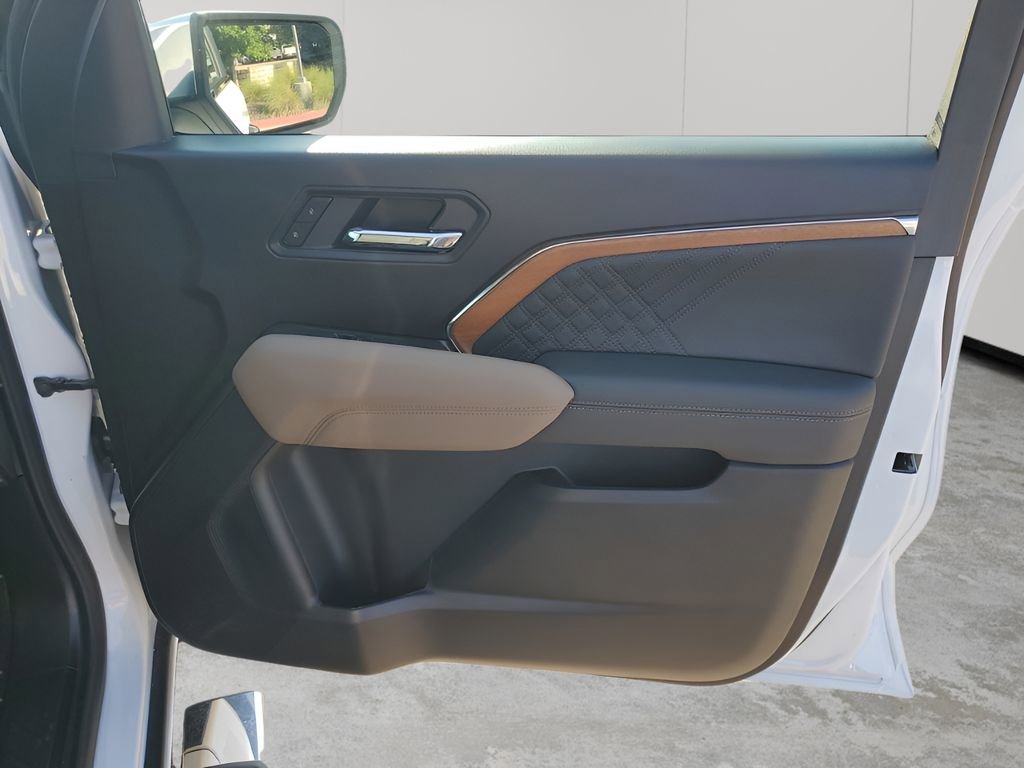 2025 Gmc Canyon Denali photo 13