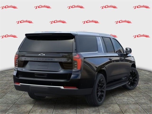 2025 Chevrolet Suburban LS photo 4
