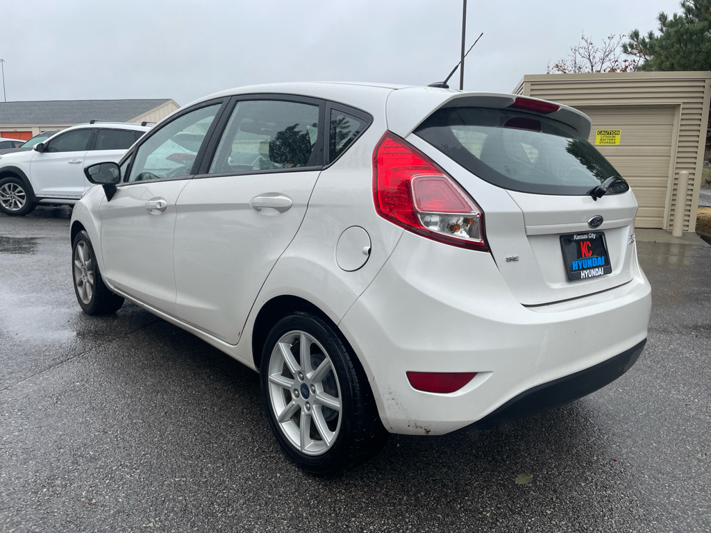 2017 Ford Fiesta SE photo 3