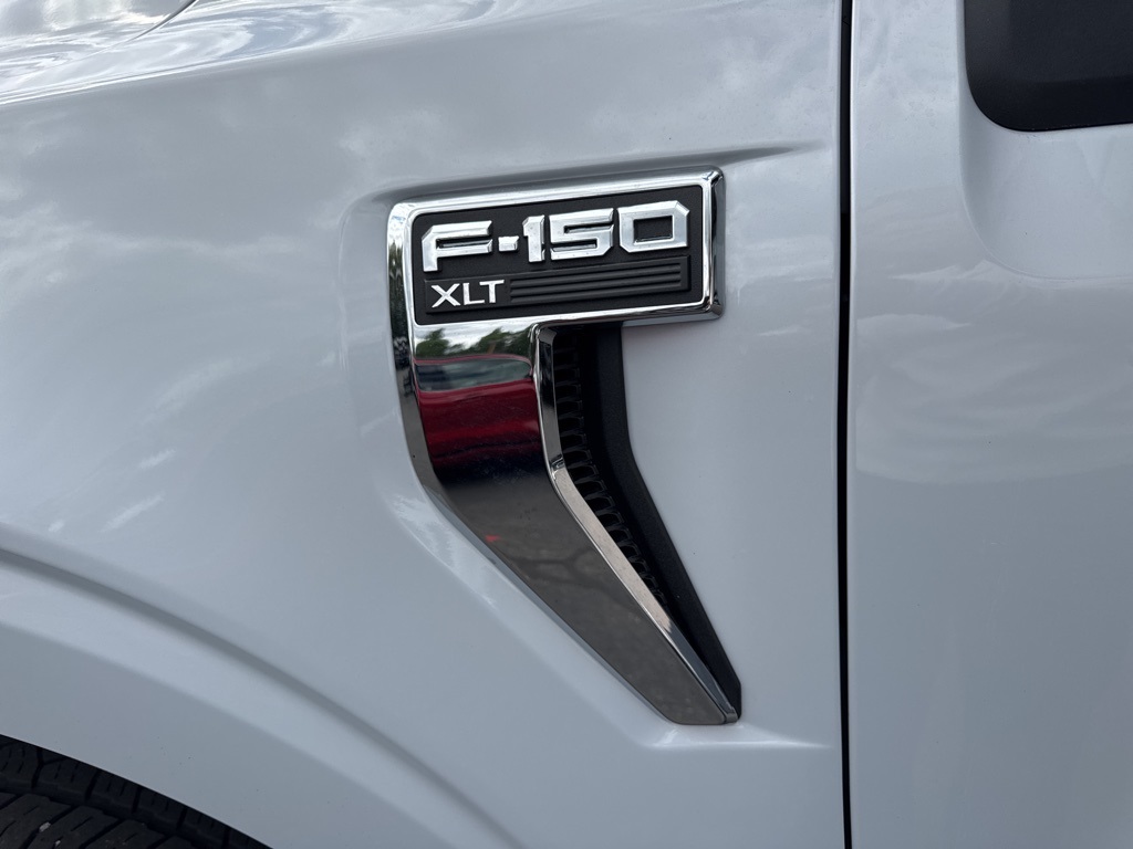 2022 Ford F-150 XLT photo 11