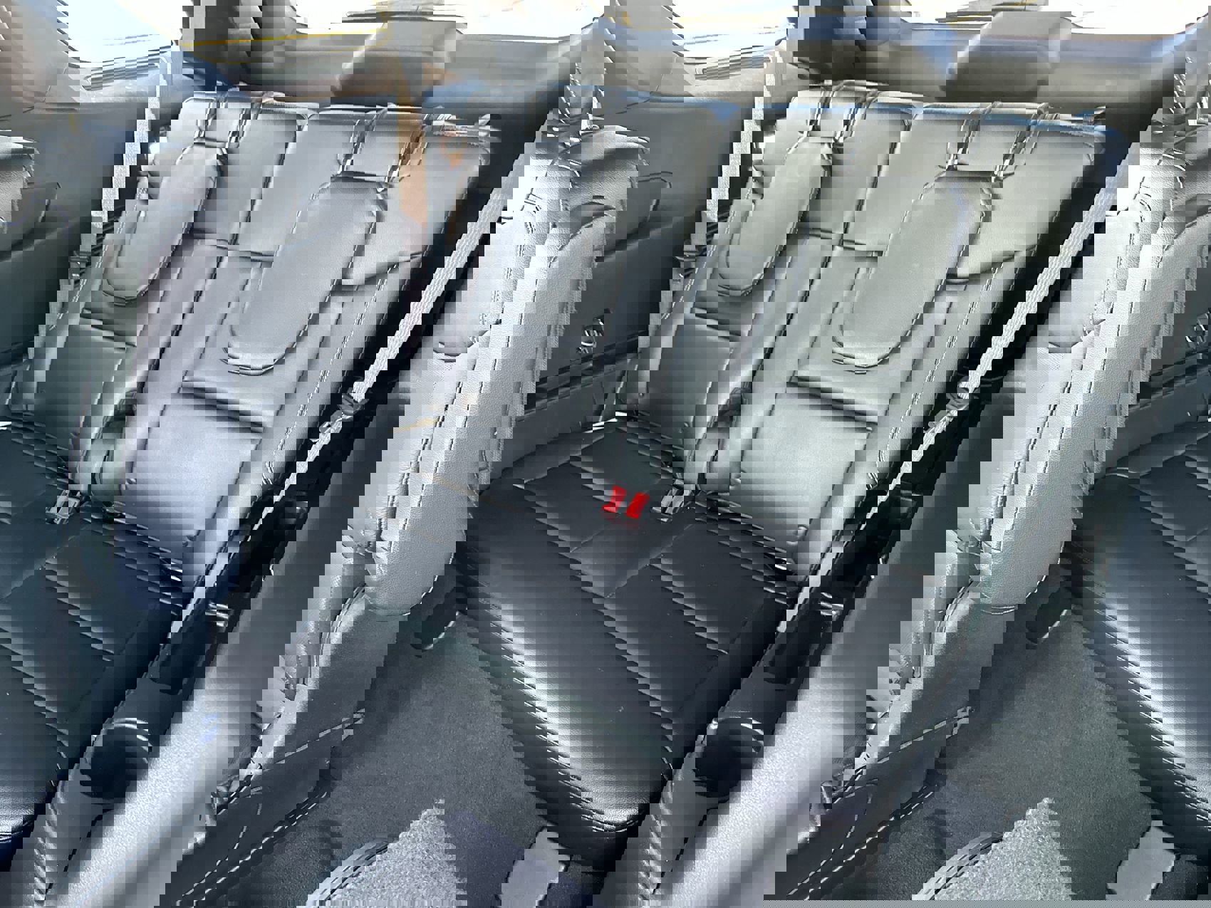 2020 Ford Explorer ST photo 23