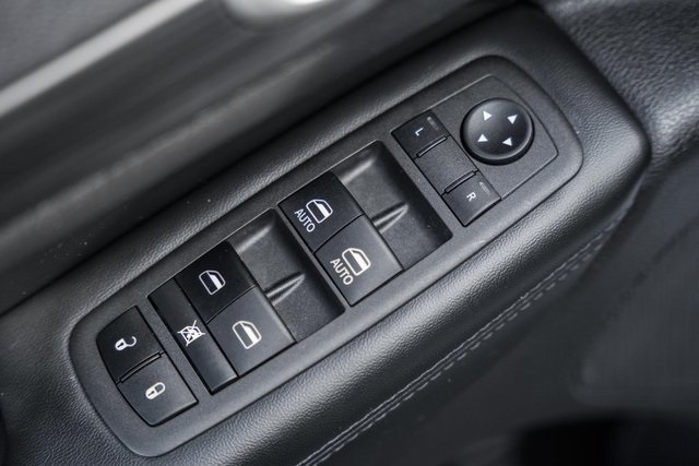 2021 Jeep Grand Cherokee Laredo photo 28