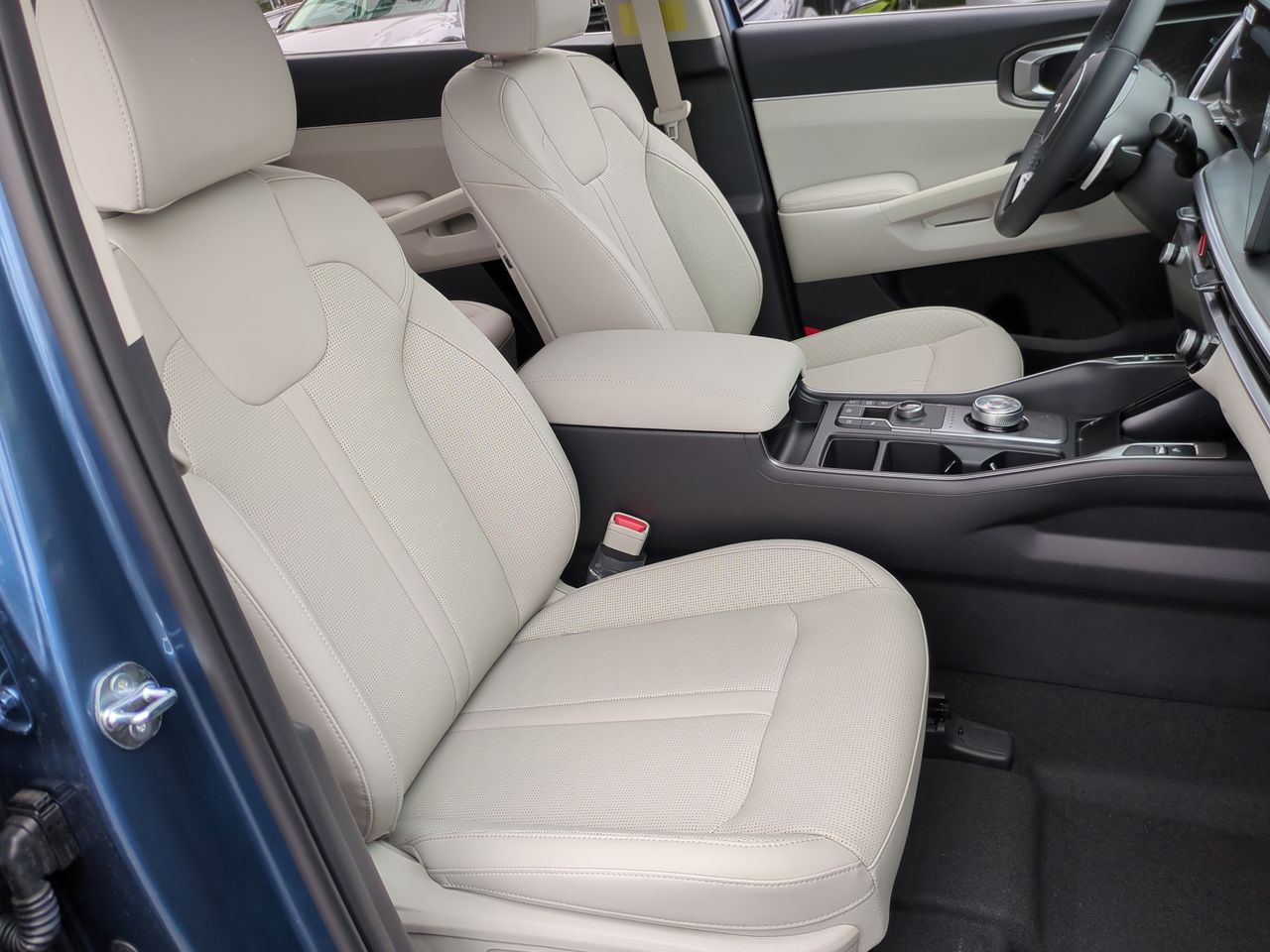 2025 Kia Sorento Plug-In Hybrid EX photo 22