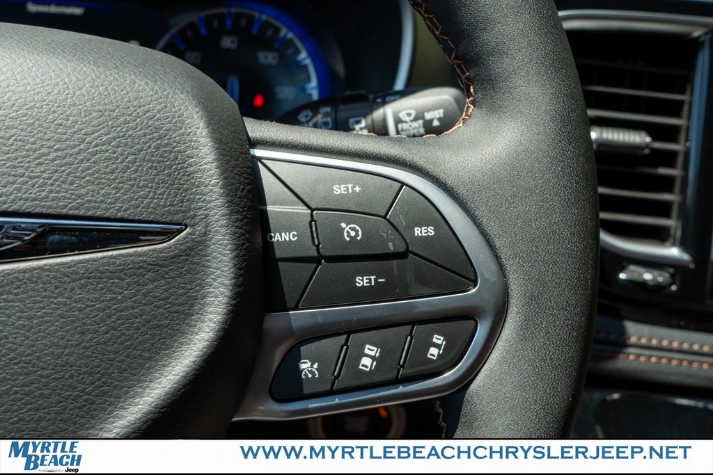 2026 Chrysler Pacifica Pinnacle photo 26
