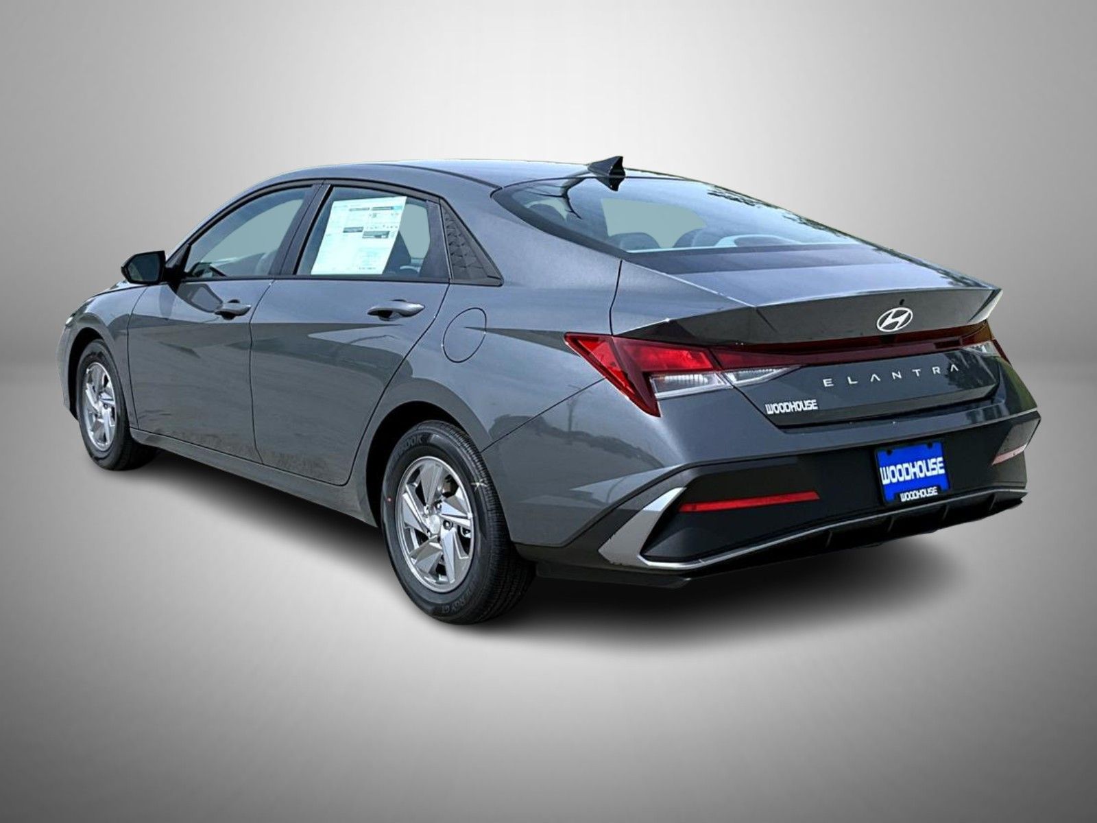 2025 Hyundai Elantra SE photo 7