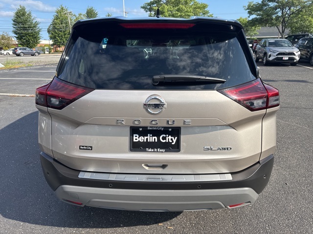 2021 Nissan Rogue SL photo 4