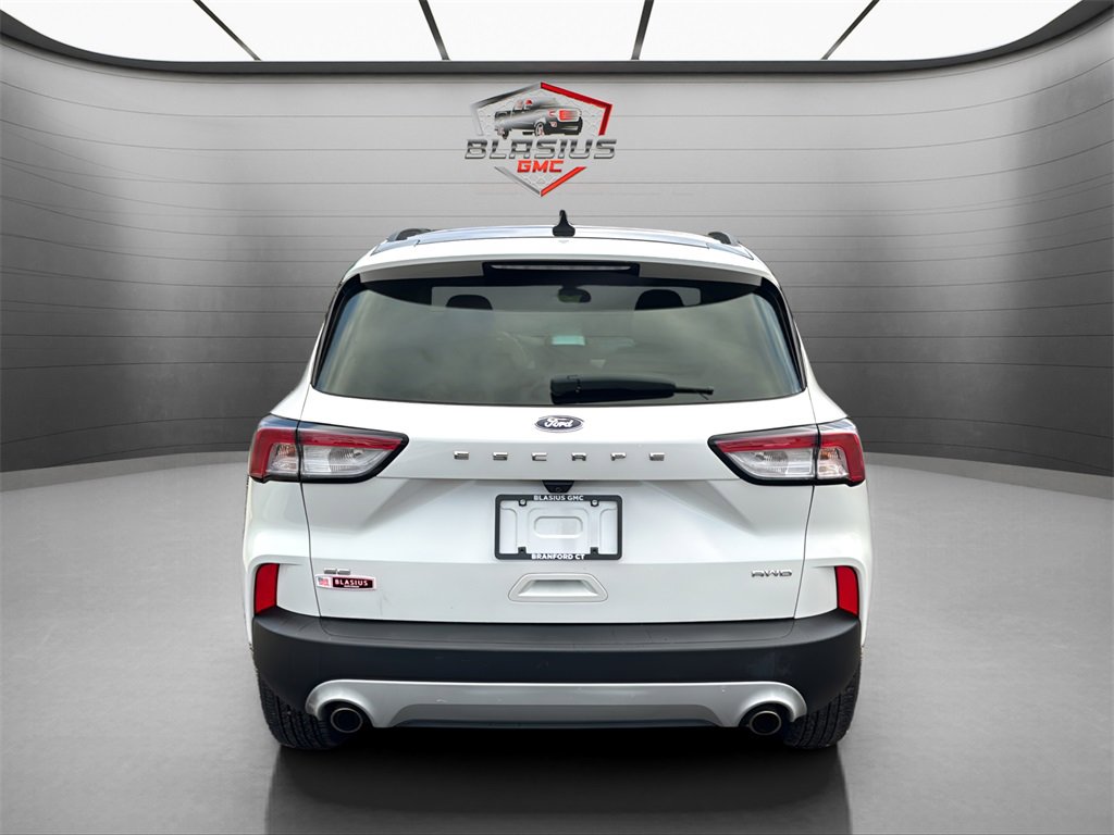 2020 Ford Escape SE photo 4